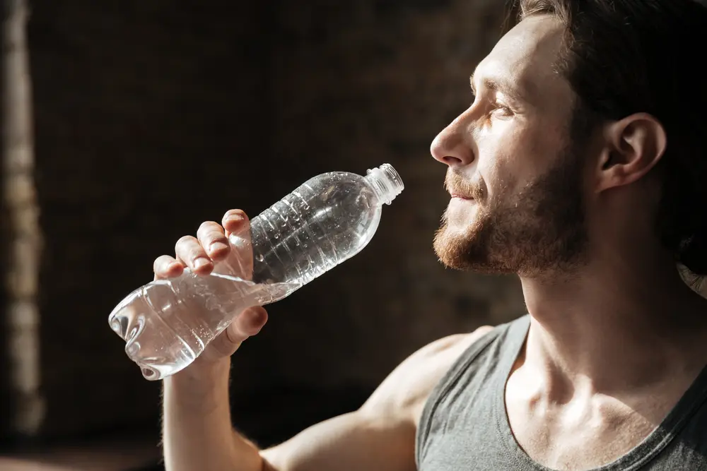نقش نوشیدن آب بر سلامت روان